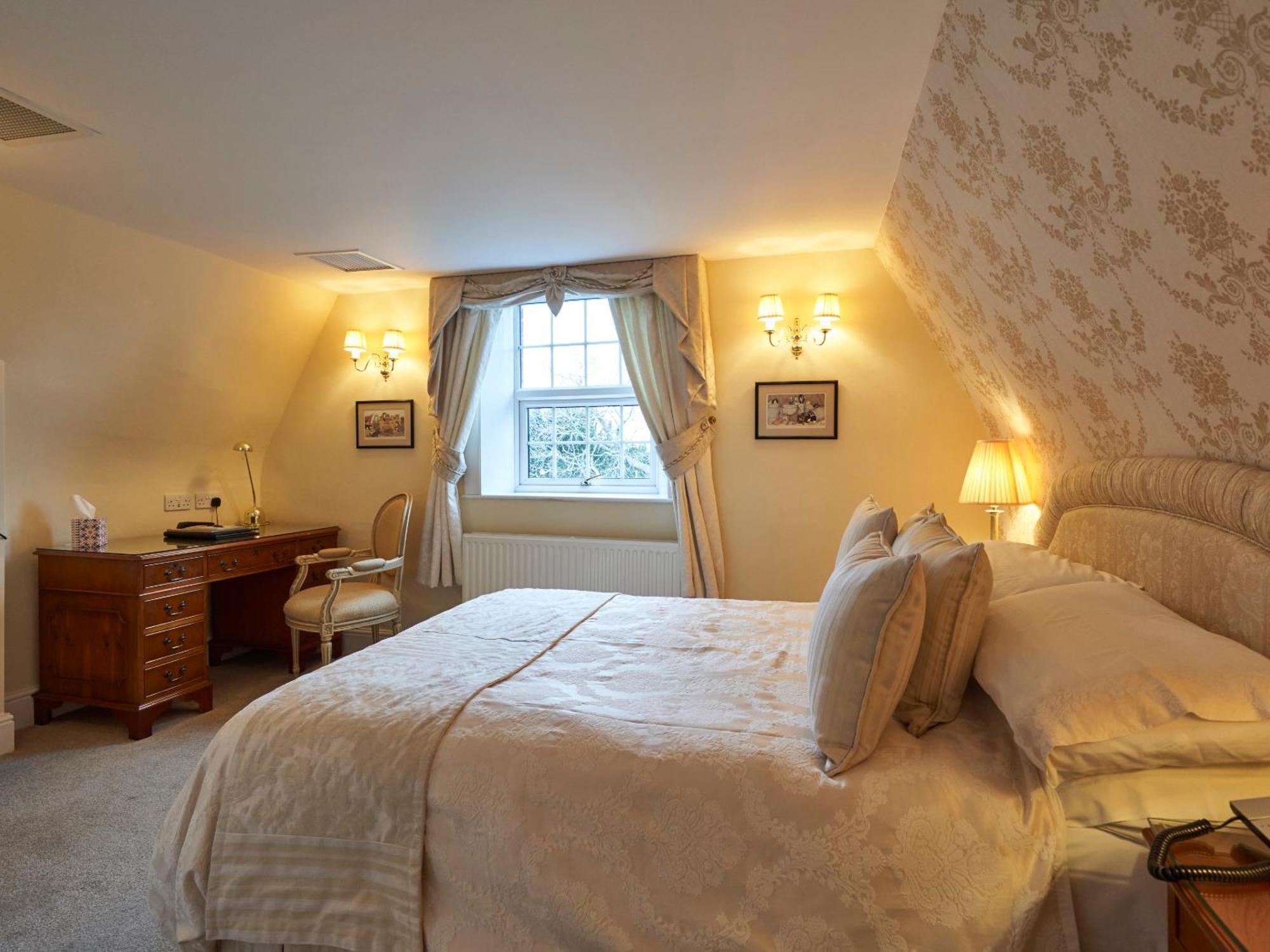 Hempstead House Hotel & Restaurant Sittingbourne Szoba fotó